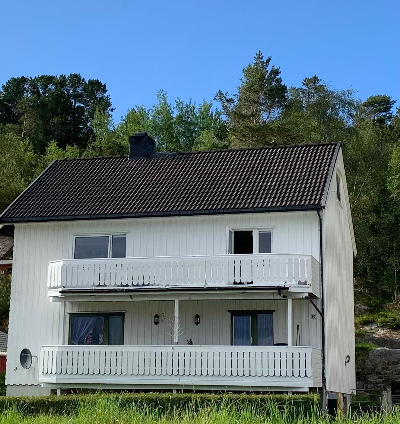 Apartamento Wake Up To A Beautiful View And Smell Of The Sea Kristiansund Exterior foto